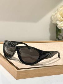 Picture of Balenciga Sunglasses _SKUfw52343045fw